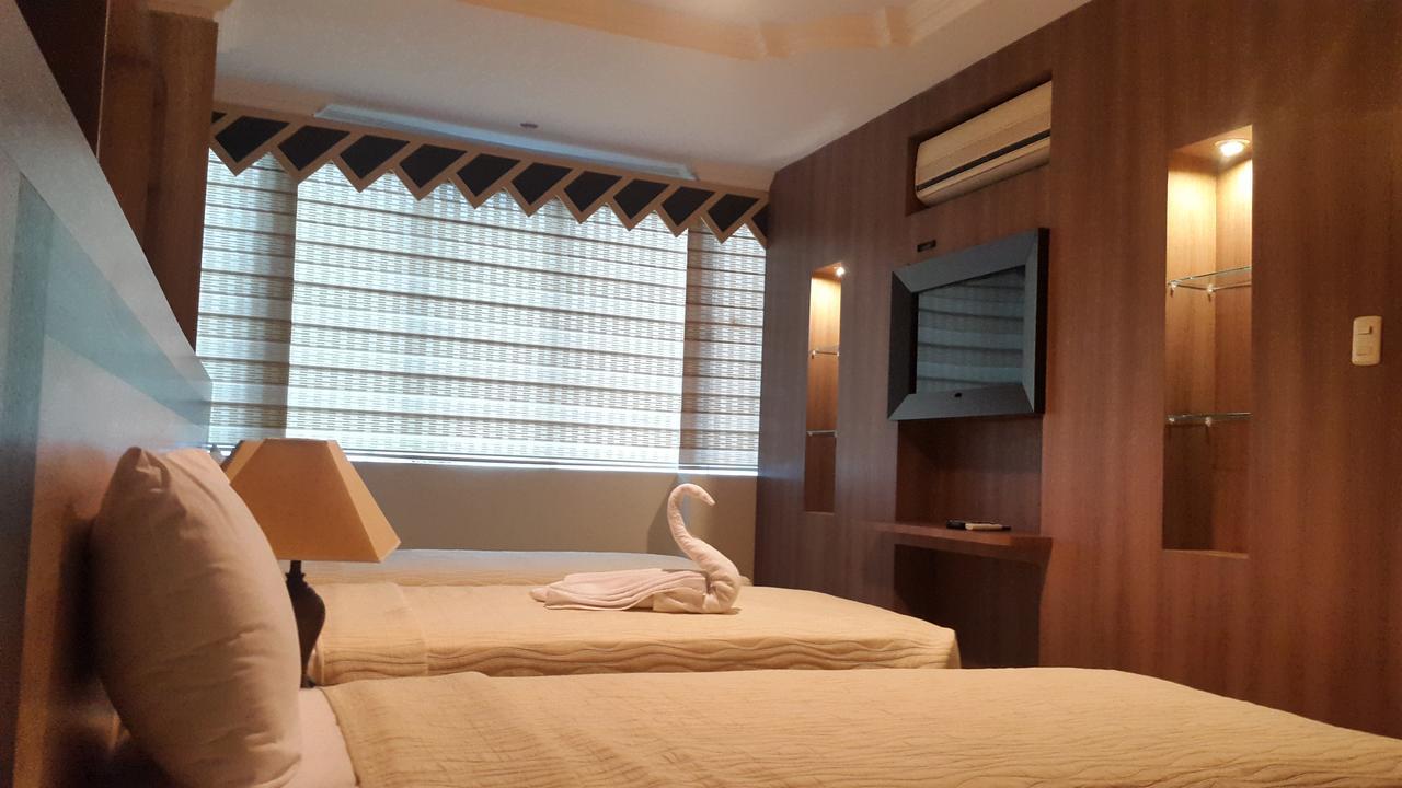 Atlantic Blue Hotel 瓜亚基尔 外观 照片