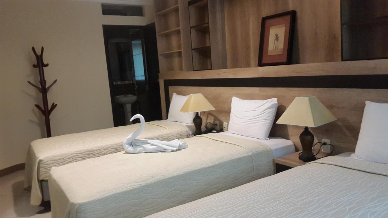 Atlantic Blue Hotel 瓜亚基尔 外观 照片