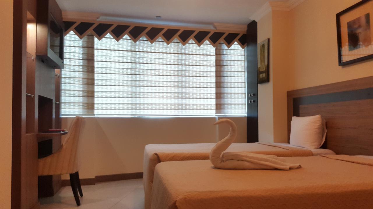 Atlantic Blue Hotel 瓜亚基尔 外观 照片