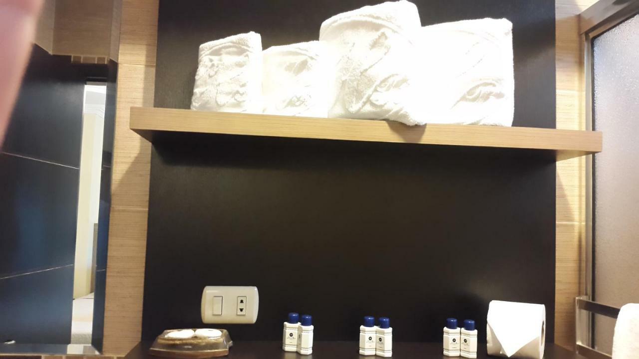 Atlantic Blue Hotel 瓜亚基尔 外观 照片